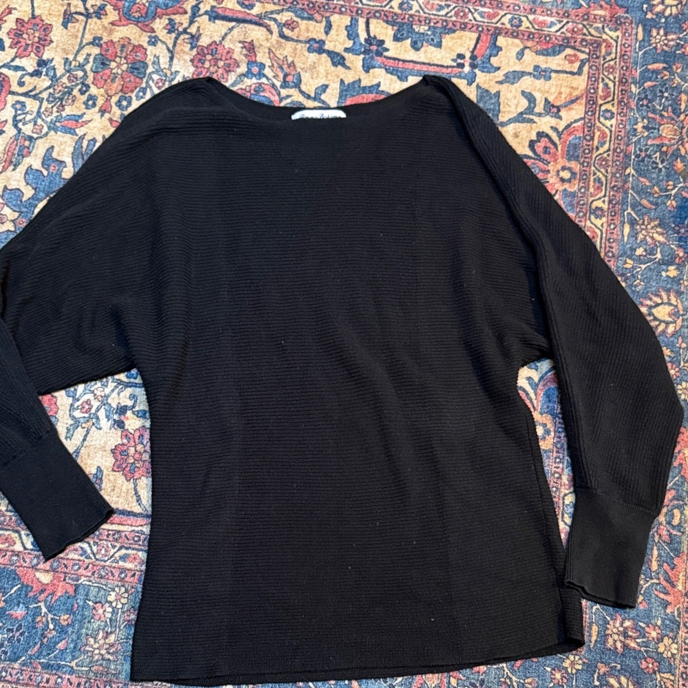 Tommy Bahama Black Long Sleeve Lightweight Sweater
